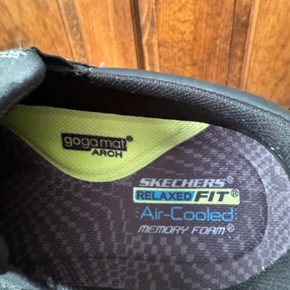 Skechers Black Nubuck Respected-Calum Slip-On w/Goodyear Rubber Soles Size 10 main image 6